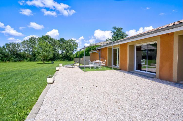 Domaine Des Jardins De La Saone Hotel Tournus Luaran gambar