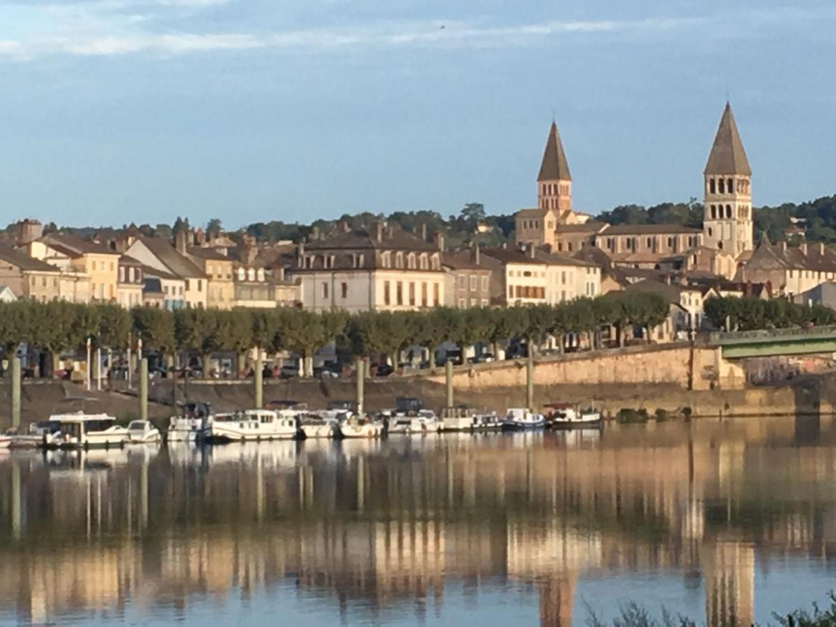 Domaine Des Jardins De La Saone Hotel Tournus Luaran gambar